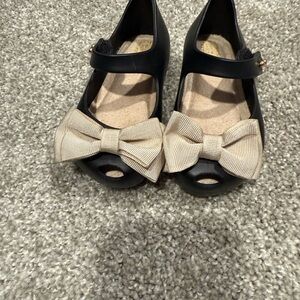 Mini Melissa Black Dress Shoes with Cream Bow